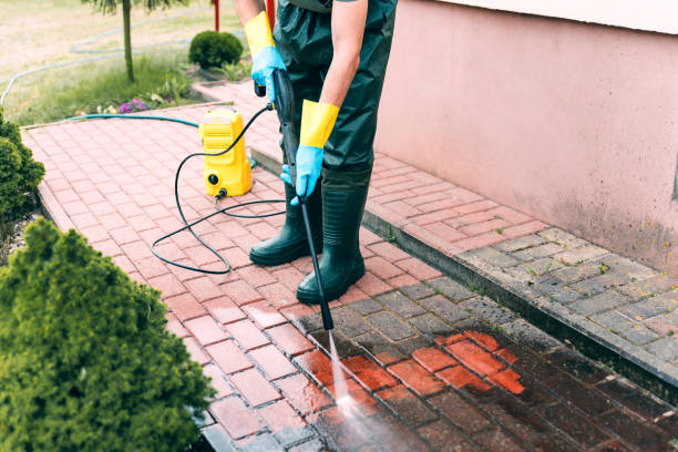 Fence Pressure Washing in Bedford, VA